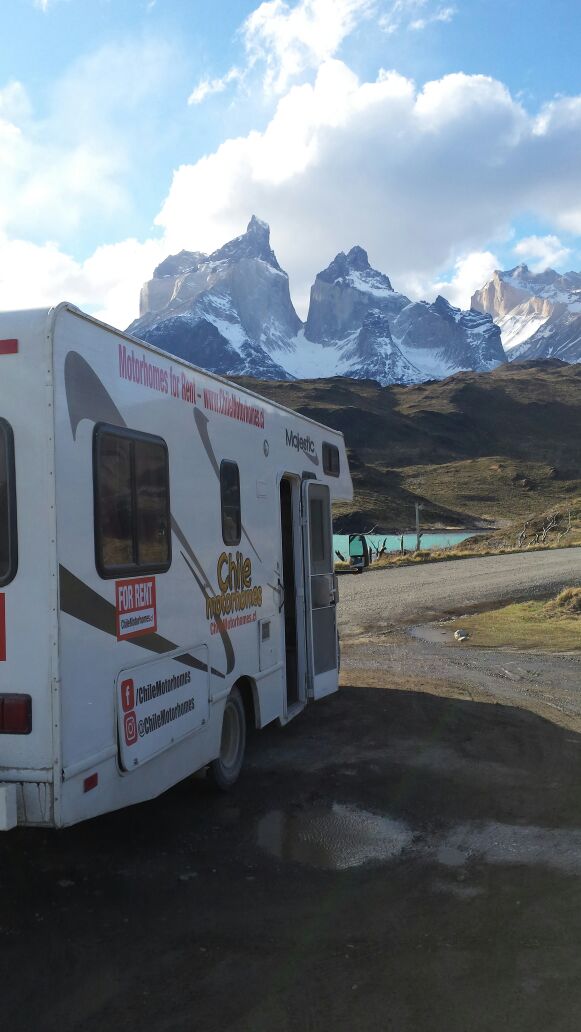 Fotografía 2 de Motorhome & Camper Rental en Chile en Paine, Metropolitana