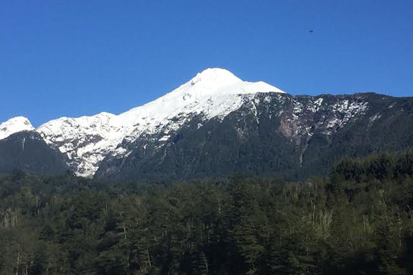 Ascensión Volcín Yates en Puerto Montt, Los Lagos