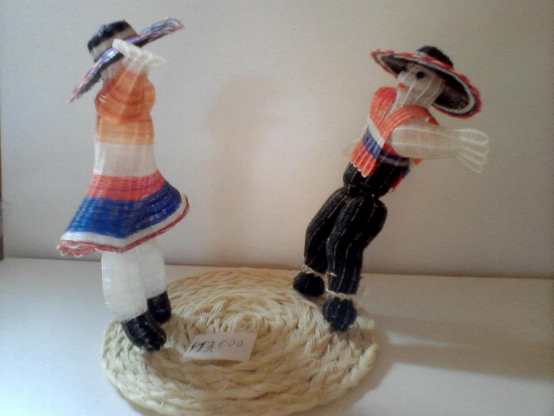 Fotografía 15 de Talleres de Artesania en Crin en Colbun, Maule