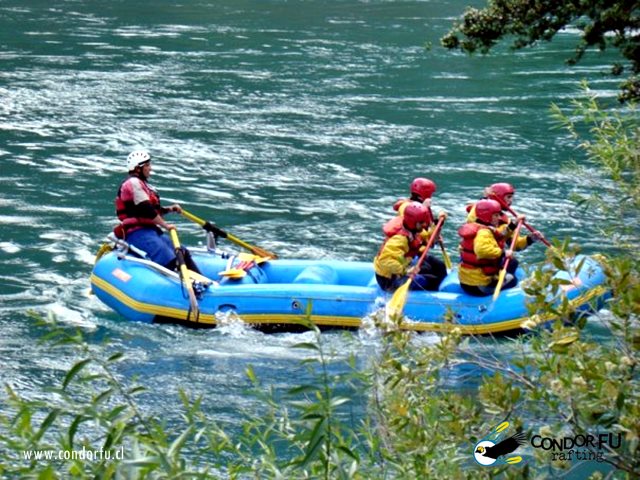 Fotografía 3 de Vive la aventura en Condorfu Rafting!! en Futaleufu, Los Lagos