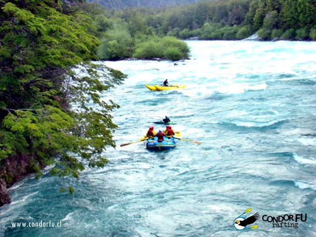 Fotografía 5 de Vive la aventura en Condorfu Rafting!! en Futaleufu, Los Lagos