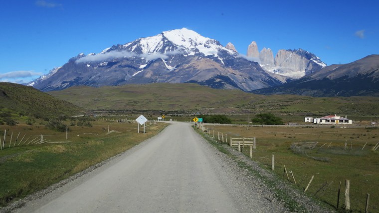 Fotografía 5 de Buses Regulares a Torres del Paine en Puerto Natales, Magallanes
