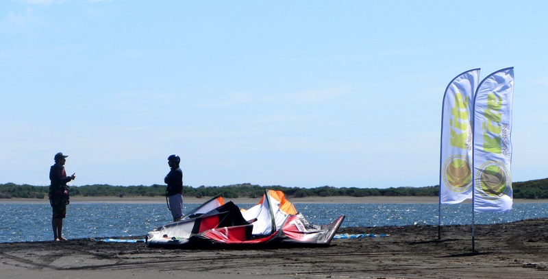 Fotografía 2 de Clases de Kitesurf Puerto Saavedra en Saavedra, Araucania