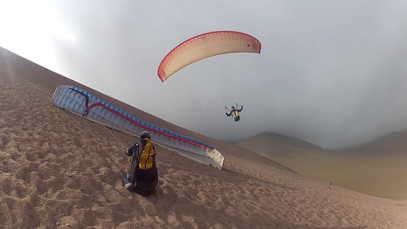 Fotografía 4 de Vuelo en Parapente en Iquique - Hernan Parapente en Iquique, Tarapaca