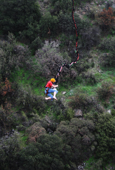 Fotografía 3 de Salto en Bungee en Cajon del Maipo en SAN JOSE DE MAIPO, Metropolitana