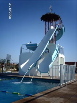 Hostal y Club de campo los Pequenes