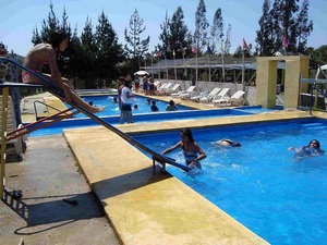 Camping y piscinas rancho los tres en Limache, Valparaiso