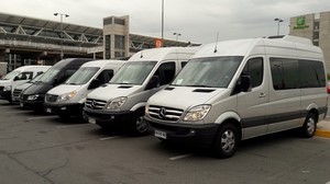 Arriendo van con chofer, nieve transfer, traslados desde Santiago Chile  en Providencia, Metropolitana